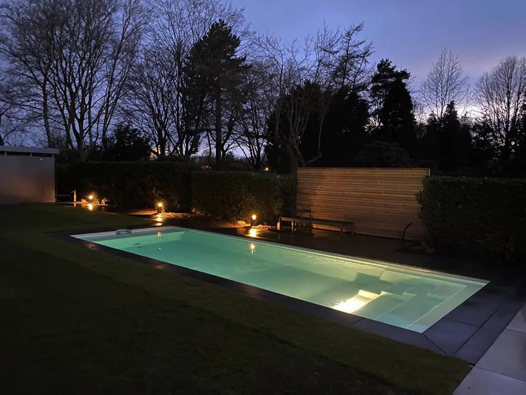 pool mit beleuchtung